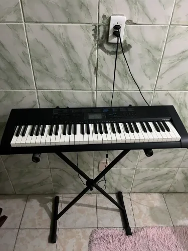 Teclado Casio CTK 1200 - Completo ?