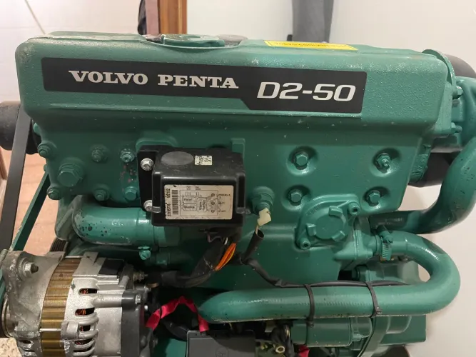 Sail Drive Volvo Penta D2 50 hps. Novo. Completo!
