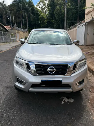 Nissan Frontier XE CD 4X4 2.3 Bi-TB Diesel Aut. 2022