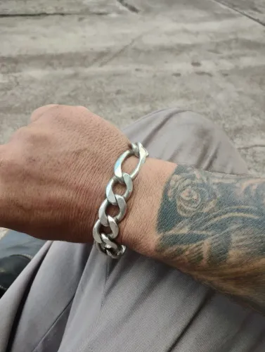 Pulseira de prata grossa