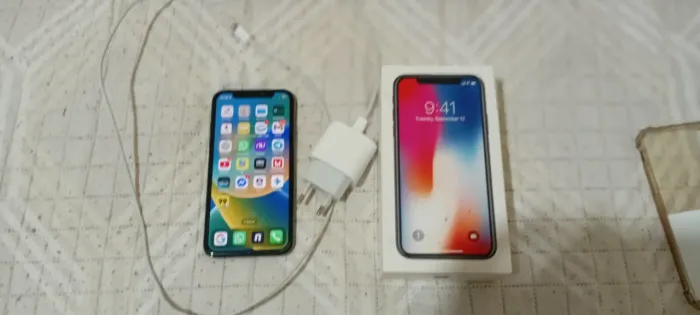 IPHONE X 256 GB