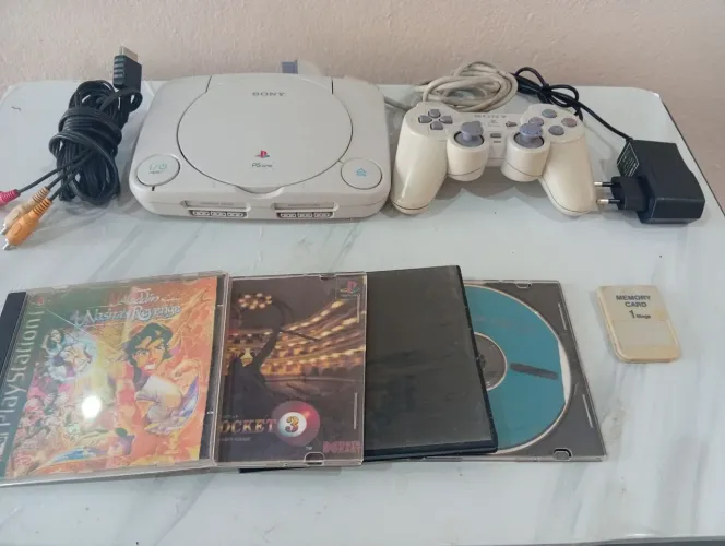 Playstation 1 (PS ONE)