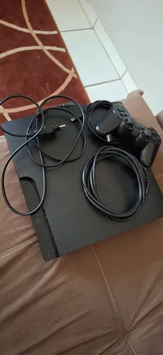 Play station 3 ( PS3 ) + CONTROLE + CABOS