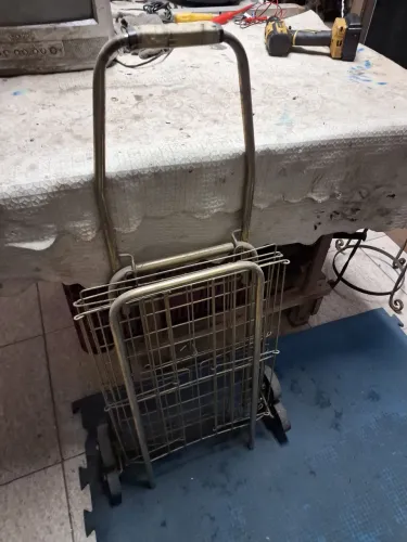 carrinho de fera .em ferro articulado