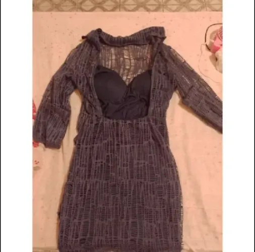 Vestido rendado malha azul M