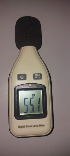 Decibelimetro digital profissional medidor de ruido e som (Usado)