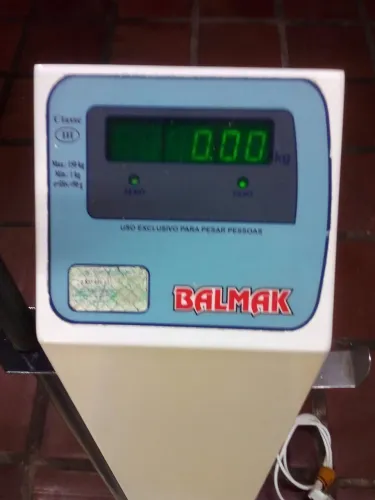 Balança antropométrica