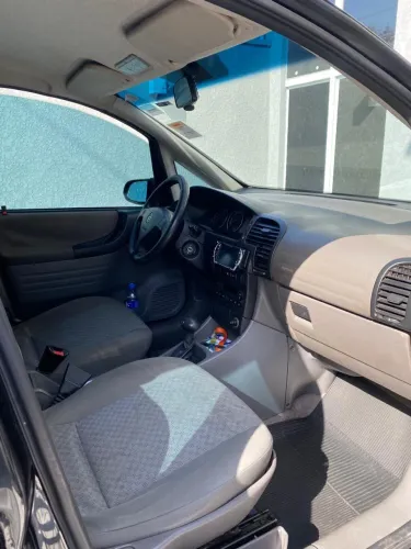 Chevrolet Zafira Expres. 2.0 MPFI Flexpower 5P AUT 2011