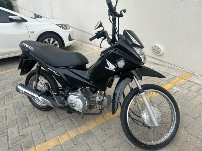 Pop 2024 - Único dono e emplacada 