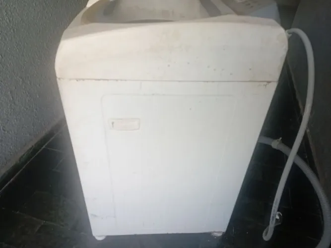 Vendo para retirar peças 