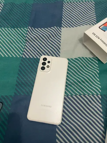 Samsung A23