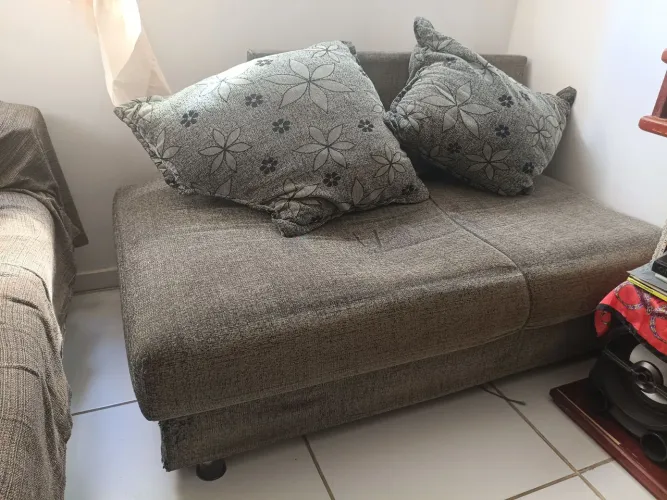 Sofá Usado - Descrição.