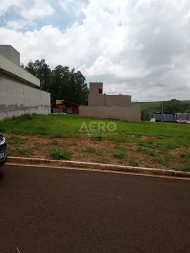 Terreno para venda com 336 m² em Residencial Villa de León, Piratininga - SP