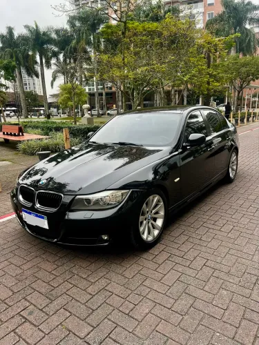 BMW 320I A 2011