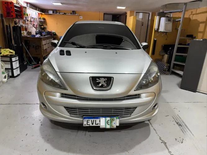 Peugeot 207 XS 1.6 Flex 16V 5P Aut. 2012