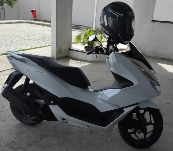 VENDO MOTO PCX. Oportunidade!!!!!!!