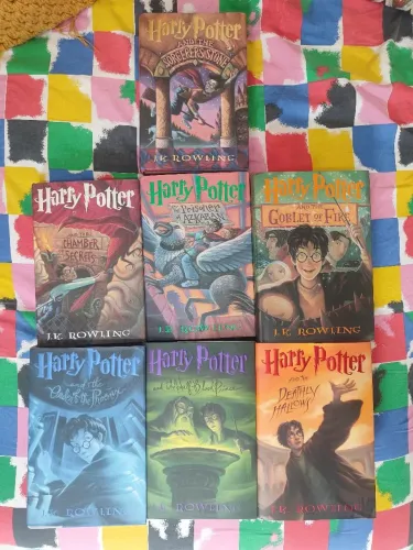 Coleção Harry Potter completa em Inglês - Editora Scholastic