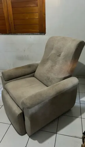 POLTRONA RECLINÁVEL