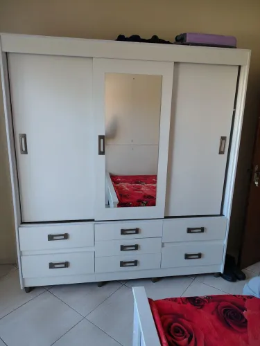 Cama e Guarda roupa