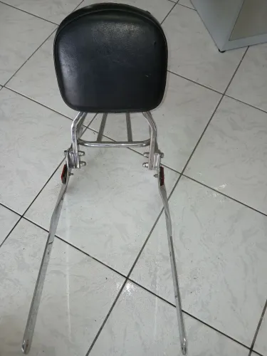 SISSY BAR SHADOW 750 EM AÇO MACIÇO SUPER RESISTENTE.Mais afastador de alforges maciço .