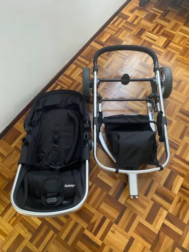 Kit Carrinho Moisés e Bebê conforto