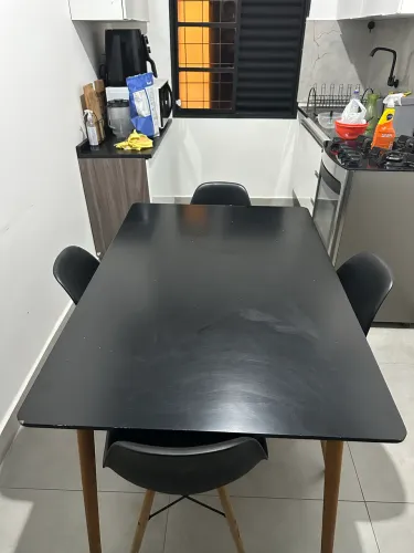 Mesa 4 cadeiras