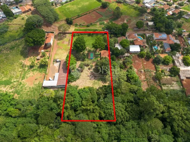 Chácara de lazer com 5.000 m² no Loteamento Batel em Maringá