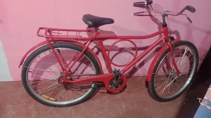 Vendo 2 bicicletas semi-novas pouco usadas