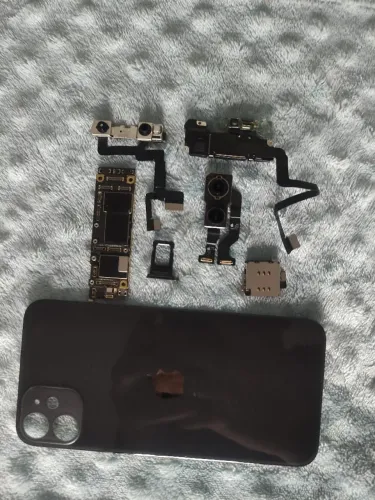 Peças de (iPhone 11)
