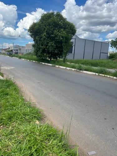 lote comercial em senador Canedo-Goiás