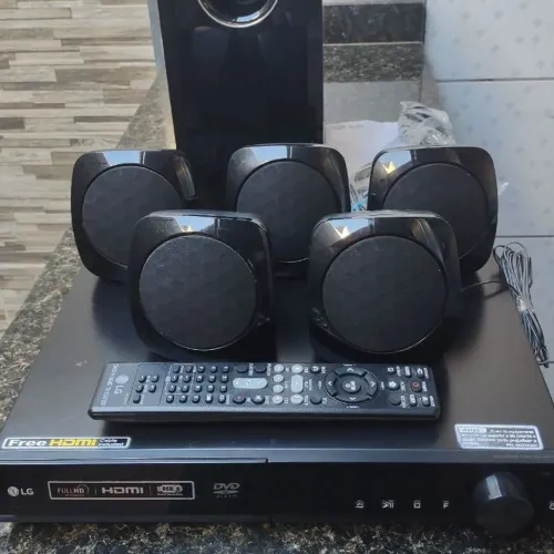 Home Theater LG 330 RMS
