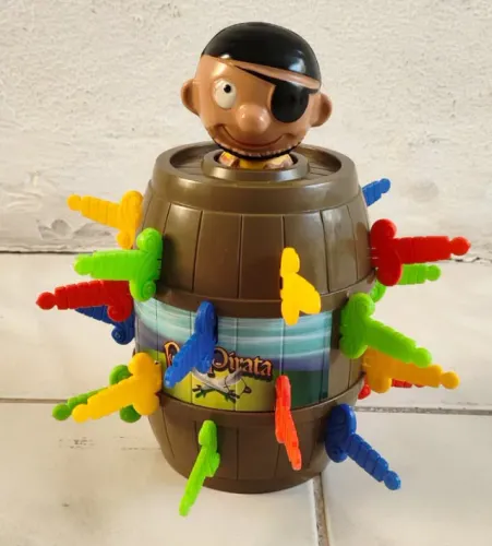 Brinquedo Pula Pirata