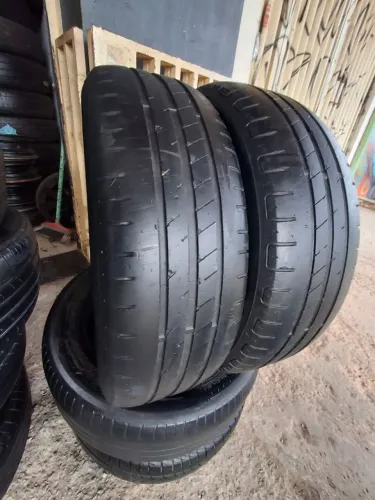 Par de pneus 185/65/15 Goodyear