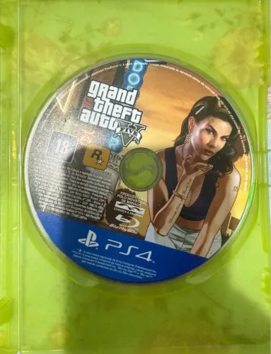 GTA V mídia física PS4