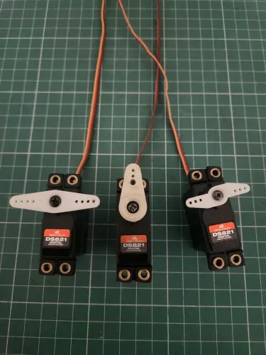 Kit com 3 servos Spektrum Digital DS821