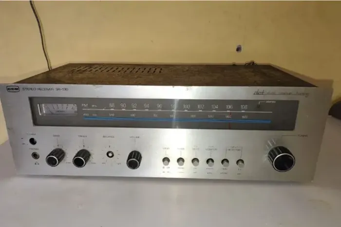 Receiver CCE SR130 vintage