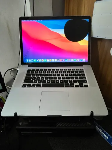 macbook pro 15 mid 2015