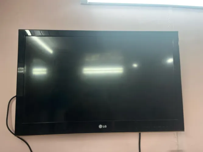 Televisão LG 32 com defeito 