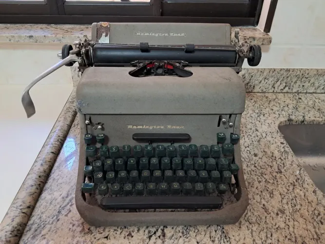 Máquina de escrever