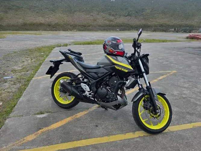 Vendo MT03 2019 com abs