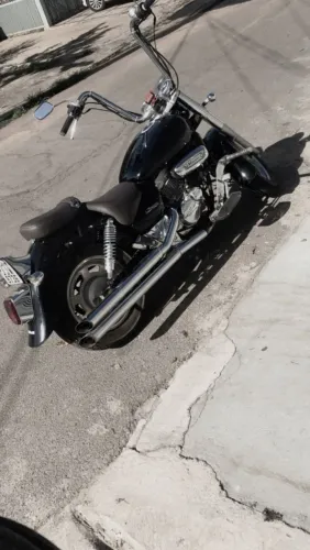 Moto custom mirage 250 carburada