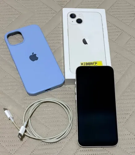 iPhone 13 128GB Branco- Novo.