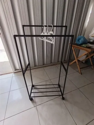 CABIDEIRO EXPOSITOR ARARA