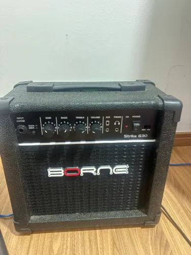 Amplificador borne strike g30