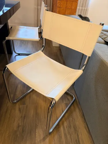 Conjunto de Cadeiras Bauhaus em Couro Branco