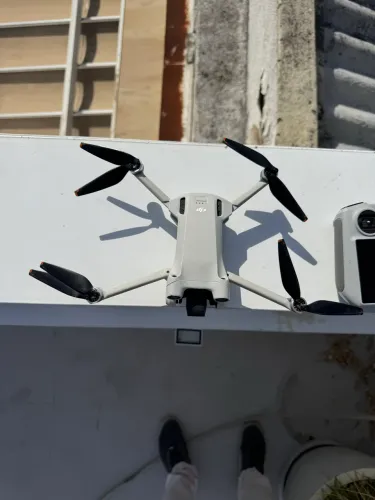 DJI Mini Pro 3