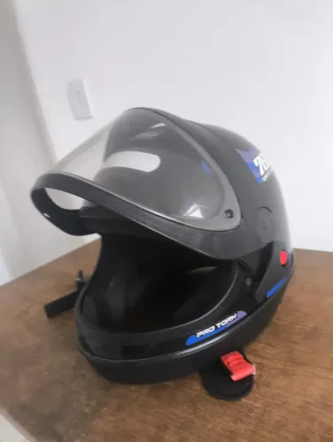 capacete
