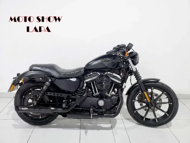 HARLEY DAVIDSON IRON 883 2017 PRETA