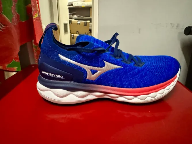 Tênis Mizuno SkyNeo