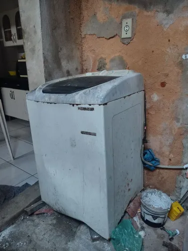 Máquina de Lavar Eletrolux de 6kg para Aproveitamento de Peças.
